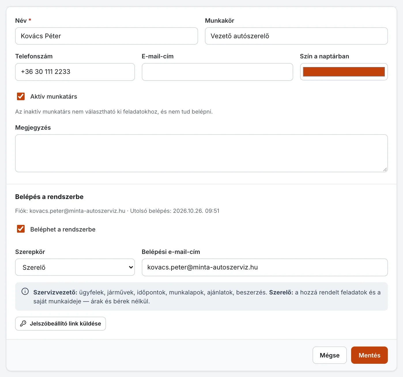Alkalmazott szerkesztése: név, munkakör, telefonszám, naptárszín, aktív munkatárs, valamint a Belépés a rendszerbe rész szerepkörrel, belépési e-mail-címmel és jelszóbeállító link küldésével.